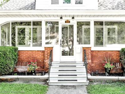 808 15th St, Port Huron, MI, 48060