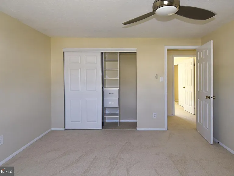 4037 Broadwire Dr — Photo 11