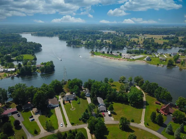 28 Wagon Wheel Cir, Lake Waynoka, OH 45171