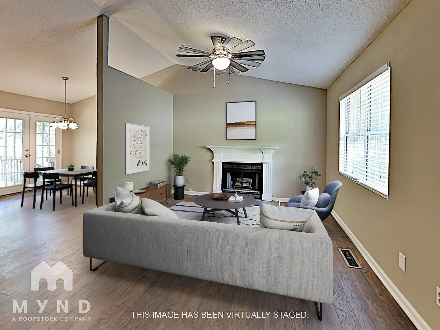 3 bed, 2.0 bath, 1115 sqft, $1,735 — Photo 1