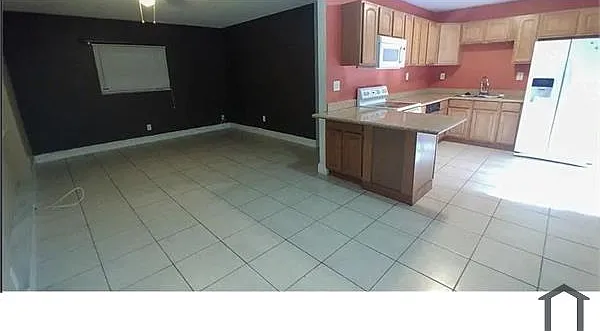 4 bed, 1435 sqft, $3,200 — Photo 1