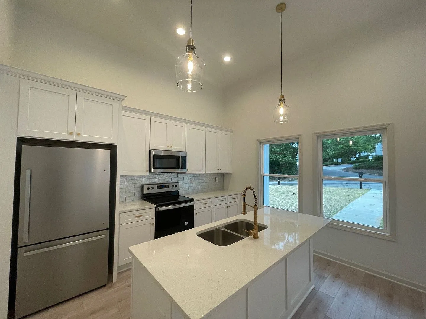 Pre-Leasing For August 9th 2027! — Photo 2