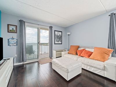 200 Cove Way UNIT 1012, Quincy, MA, 02169