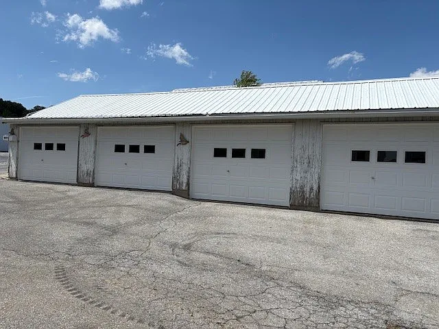 77 Stitzel Lane Garage — Photo 3