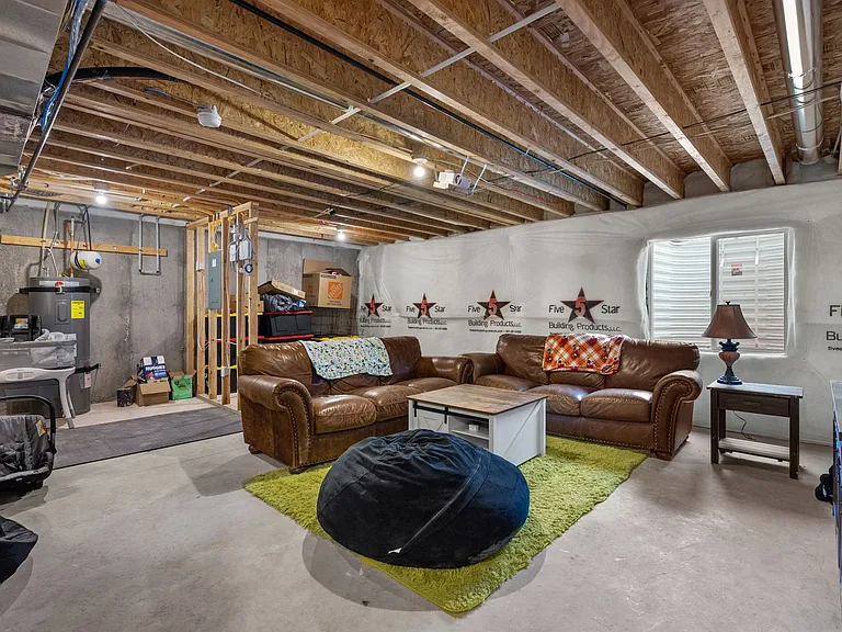 988 W Broadleaf Dr — Photo 23
