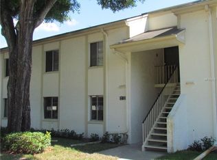 111 Palmetto Ct, Oldsmar, FL 34677