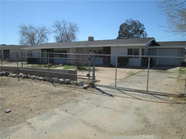 13464 Mohawk Rd, Apple Valley, CA 92308