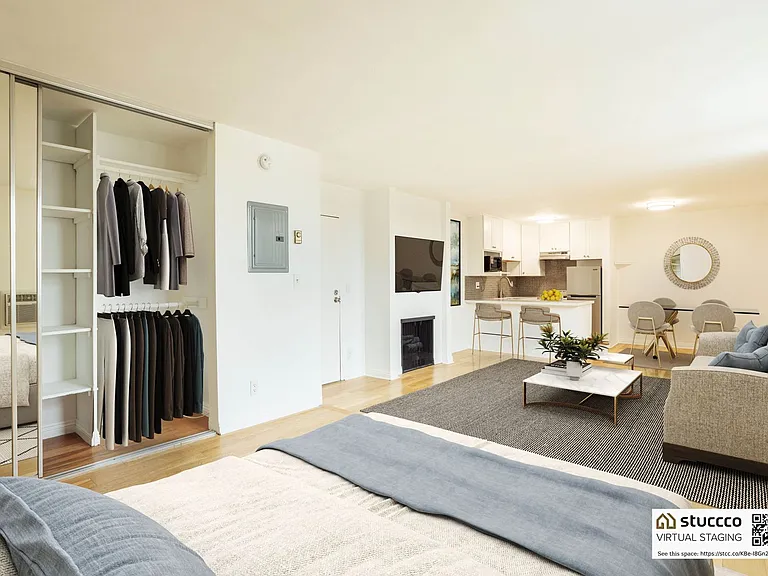 West Knoll Plaza Apartments — Photo 2