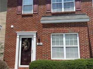 1624 Olivers Crossing Cir, Winston Salem, NC 27127