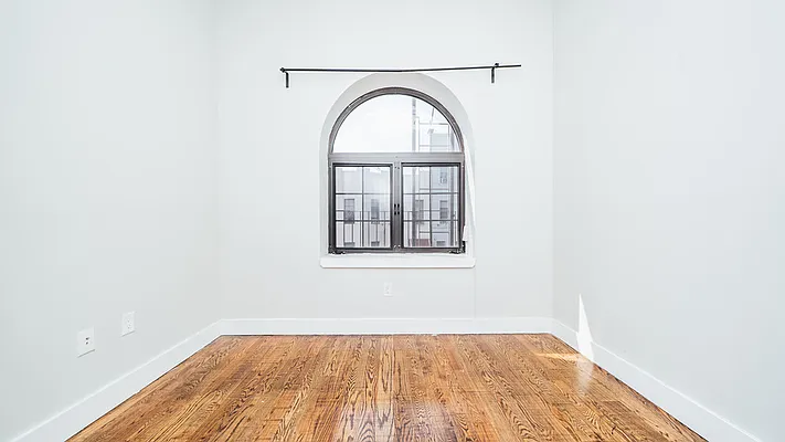 Rented by Nooklyn NYC LLC | media 7