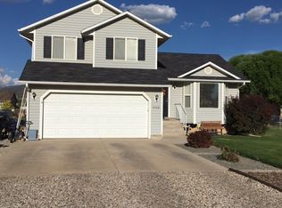 4406 N Maple Ln, Enoch, UT 84721