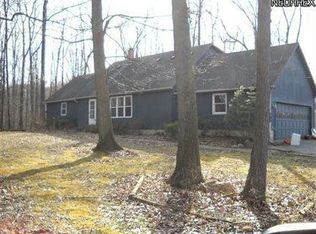 8311 Risden Rd, Vermilion, OH 44089