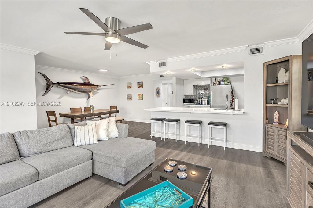 1769 NE 40th Pl APT 505, photo 8