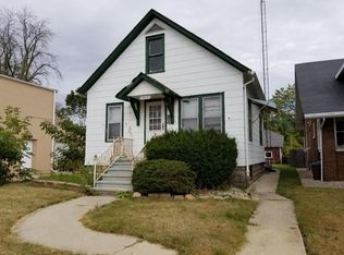 2612 Roosevelt Rd, Kenosha, WI 53143