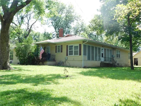 123 E Allison St, Nevada, MO 64772