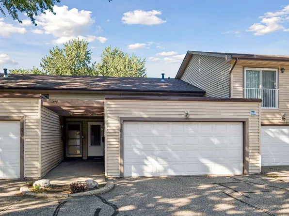 11032 Trail West Rd, Bloomington, MN 55437
