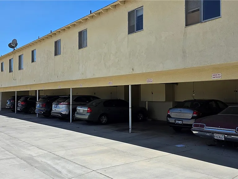 2301 Mountain Ave #23 — Photo 21