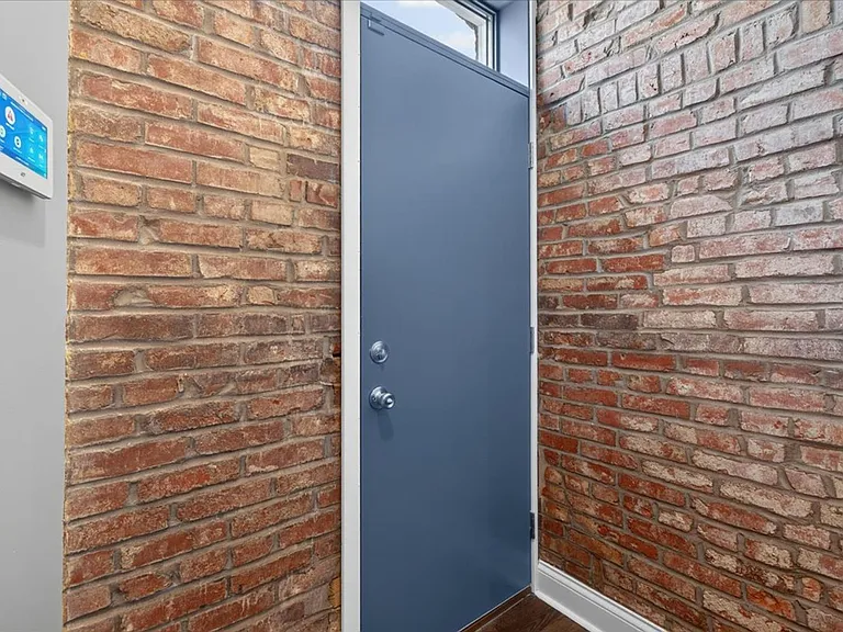 3409 Utah St — Photo 16