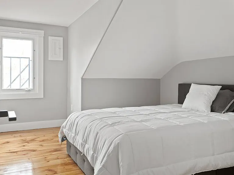 33 Pitt St #4 — Photo 11