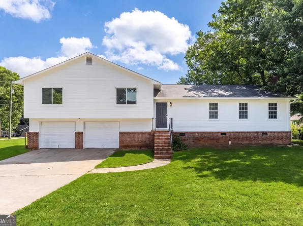 2250 Ridge Forest Dr, Grayson, GA 30017