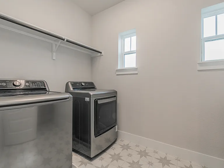 6113 Kendrick Mews — Photo 12