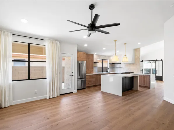 4706 E Jaeger Rd, Phoenix, AZ 85050