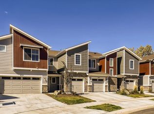 9733 Birch Ln, Thornton, CO 80229