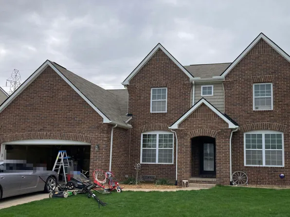 52695 Stafford Dr, Macomb, MI 48042