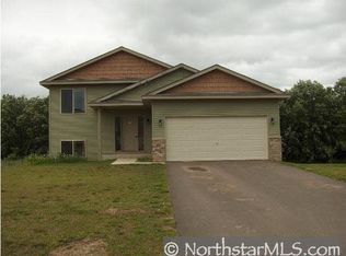 310 Madeline Ct NE, Pine City, MN 55063