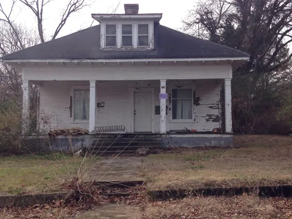 205 2nd Ave N, Decherd, TN 37324