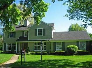 320 N Williamsbury Rd, Bloomfield Hills, MI 48301