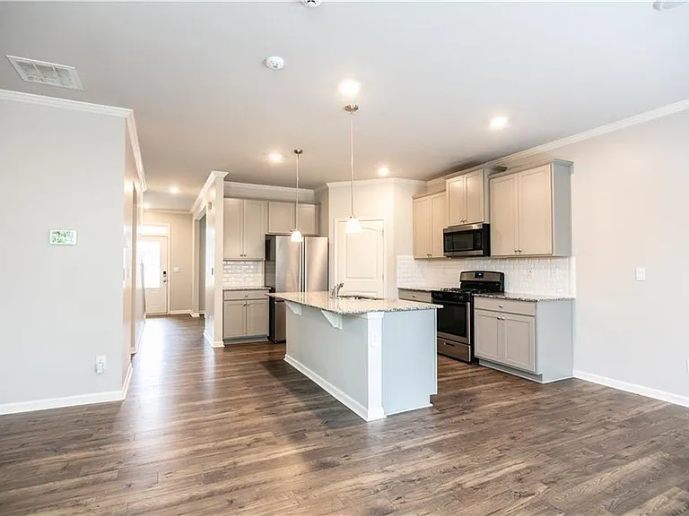 4377 Montberry Ln — Photo 3
