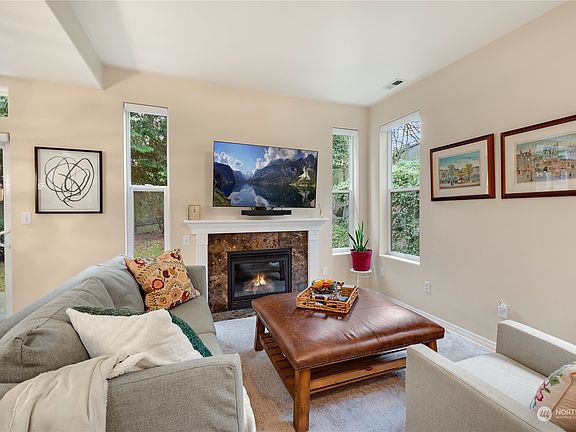 3rd image of 21508 50th Avenue W #D6
