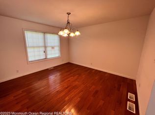 102 Major Rd, Monmouth Junction, NJ 08852