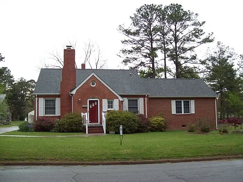 427 Cedar St Photo 1
