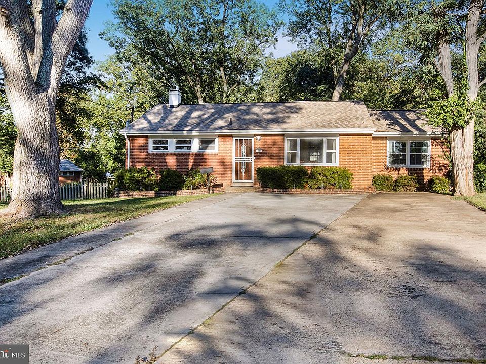 1st image of 6103 Pike Ct #41