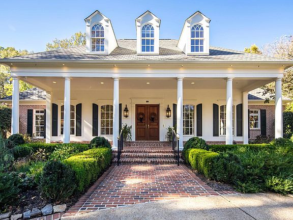 2nd image of 91 N Grove Park Rd