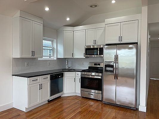 3rd image of 72-16 Burchell Ave #2