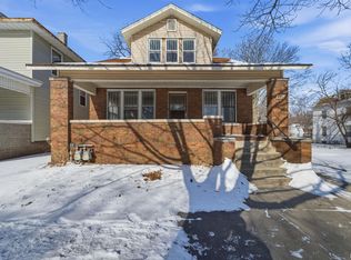 705 NE Monroe St, Peoria, IL 61603