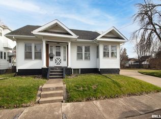 1645 19th Ave, Moline, IL 61265