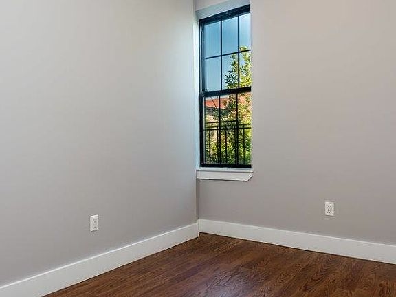 3rd image of 1889 Troutman St #2DD