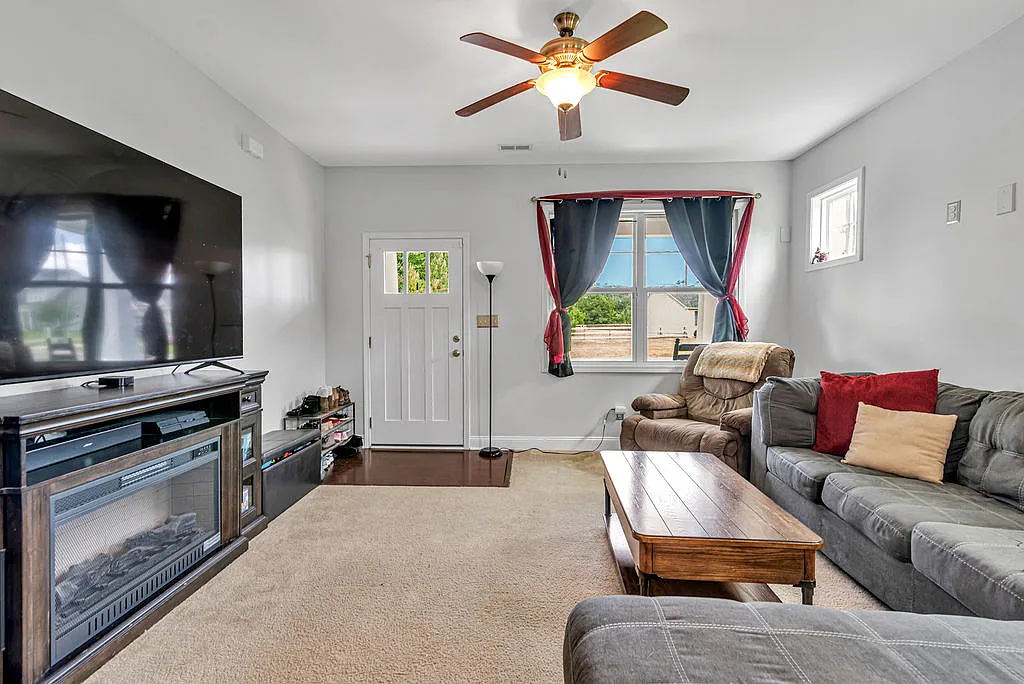 313 Murphy Drive - 1 — Photo 4