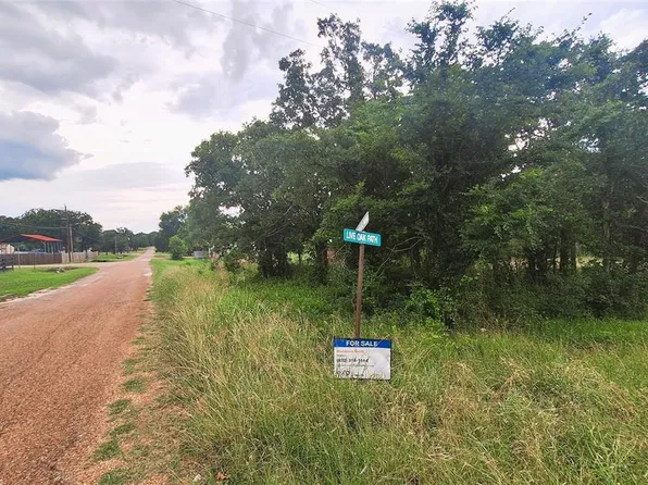 108 Live Oak Path, Somerville, TX 77879