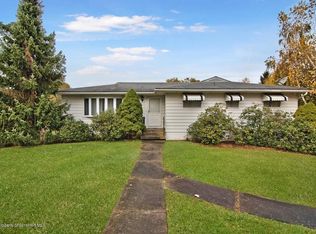 1618 Davinci Ln, Clarks Summit, PA 18411