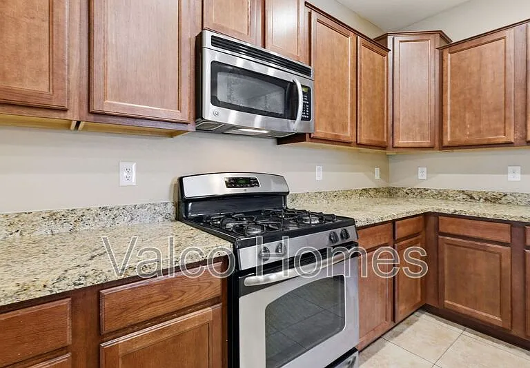 2717 E Ficus Way — Photo 11