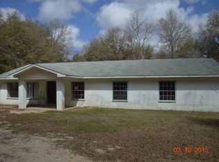 6110 Southridge Rd, Milton, FL 32570