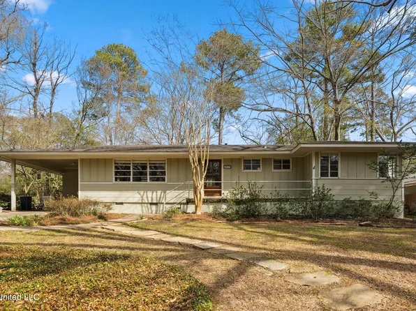 4346 Manhassett Dr, Jackson, MS 39211