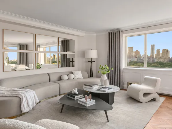 923 Fifth Avenue image 3 of 16