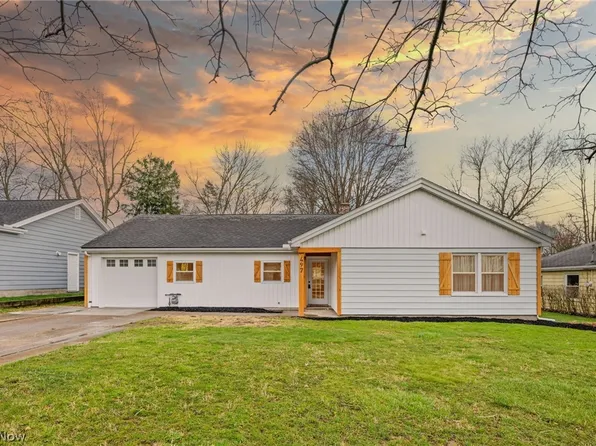 497 Overwood Rd, Akron, OH 44313