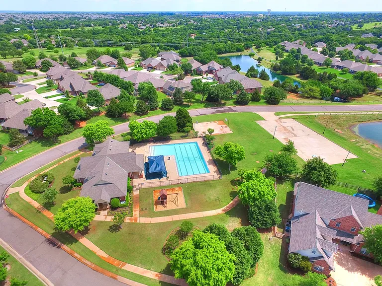 Neighborhood Pool , Basketball Court , Walking Trails and Ponds